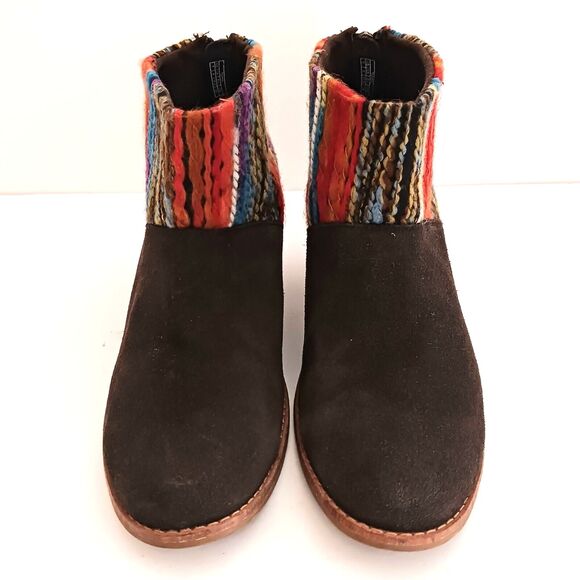TOMS Leilia Brown Suede Ankle Boot Multicolor Woven Cuff  Block Heel Tassel Sz 7 - Picture 2 of 8